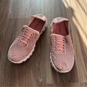 Bonavi Women's Breeze Woven Stretch Antistress Slip On Shoe